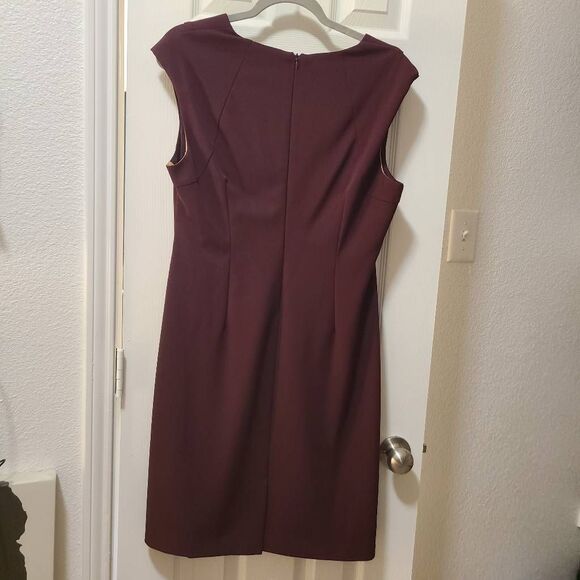 Connected apparel dress - Picture 4 of 4